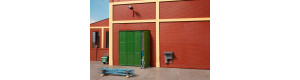 Stěny 2579A, vrata T zelená, H0, Auhagen 80533